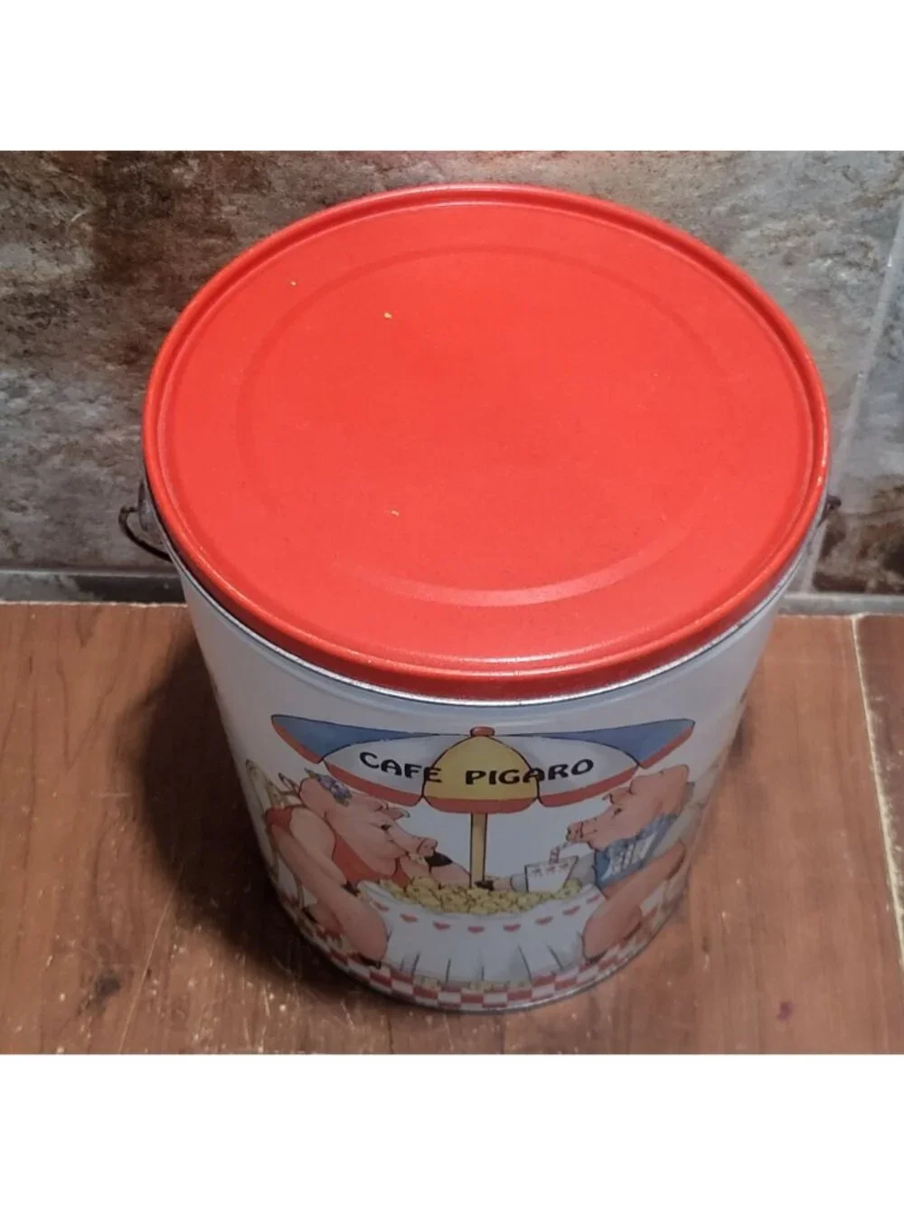 Vintage Cafe Pigaro Tin Popcorn Bucket Two Pigs Having Picnic